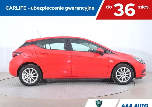 Opel Astra cena 38000 przebieg: 146660, rok produkcji 2017 z Lipsk małe 191